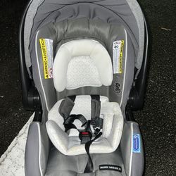 Graco baby Infant Car Seat 