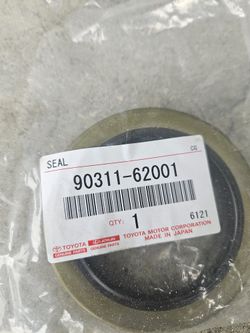 Toyota Front Wheel Barings. Oem Part Number Listed In Picture.