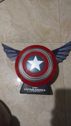 Captain America official merchandise popcorn holder