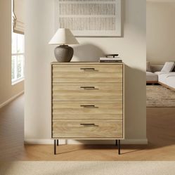 Natural Wood 4-Drawer Dresser