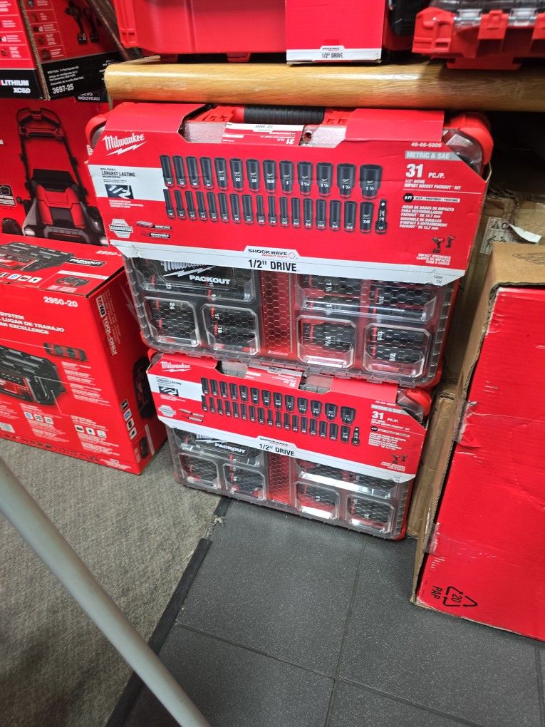 1/2" Drive Impact Duty Milwaukee PACKOUT Set,31pcs, New, Financing Available