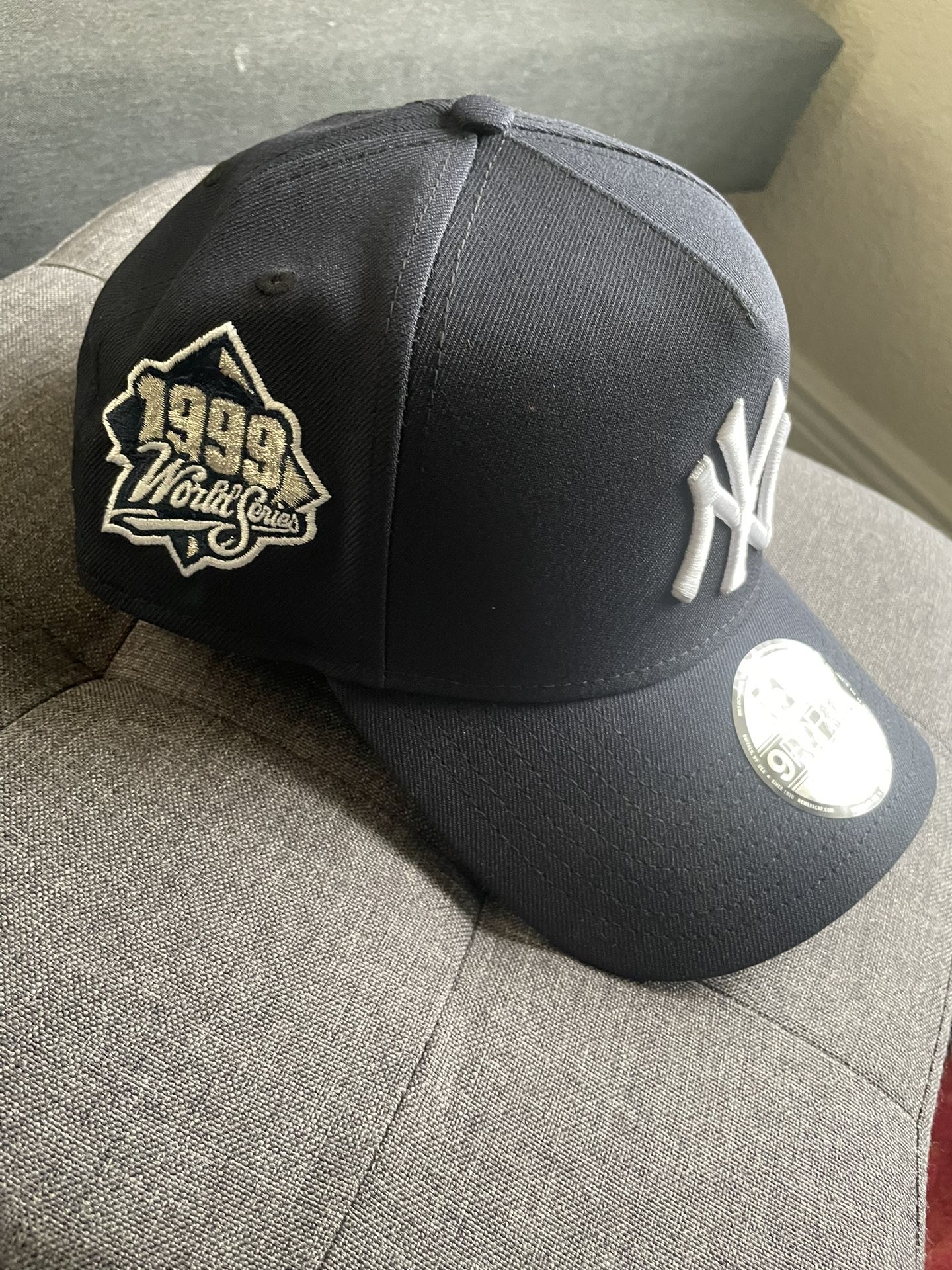 Yankee Cap SnapBack 9Forty A-Frame “1999 World Series Patch” Brand New