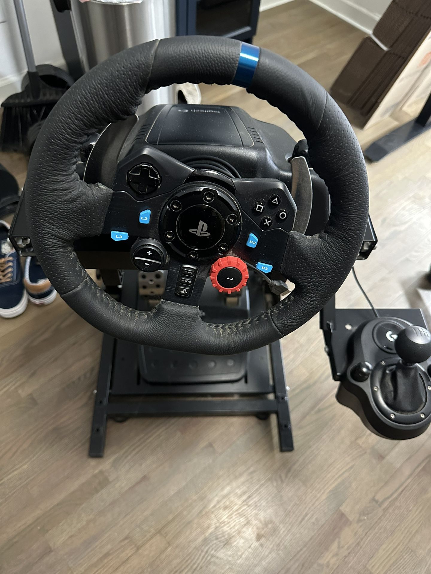 Logitech G29 With Shifter And Stand