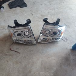 Ford Expedition Headlights 