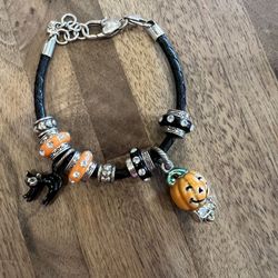 Brighton, Pumpkin Charm Make Offer