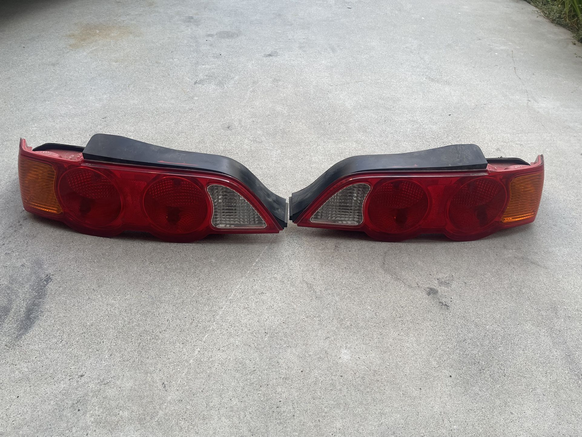 02-04 Rsx Rear Tail Lights