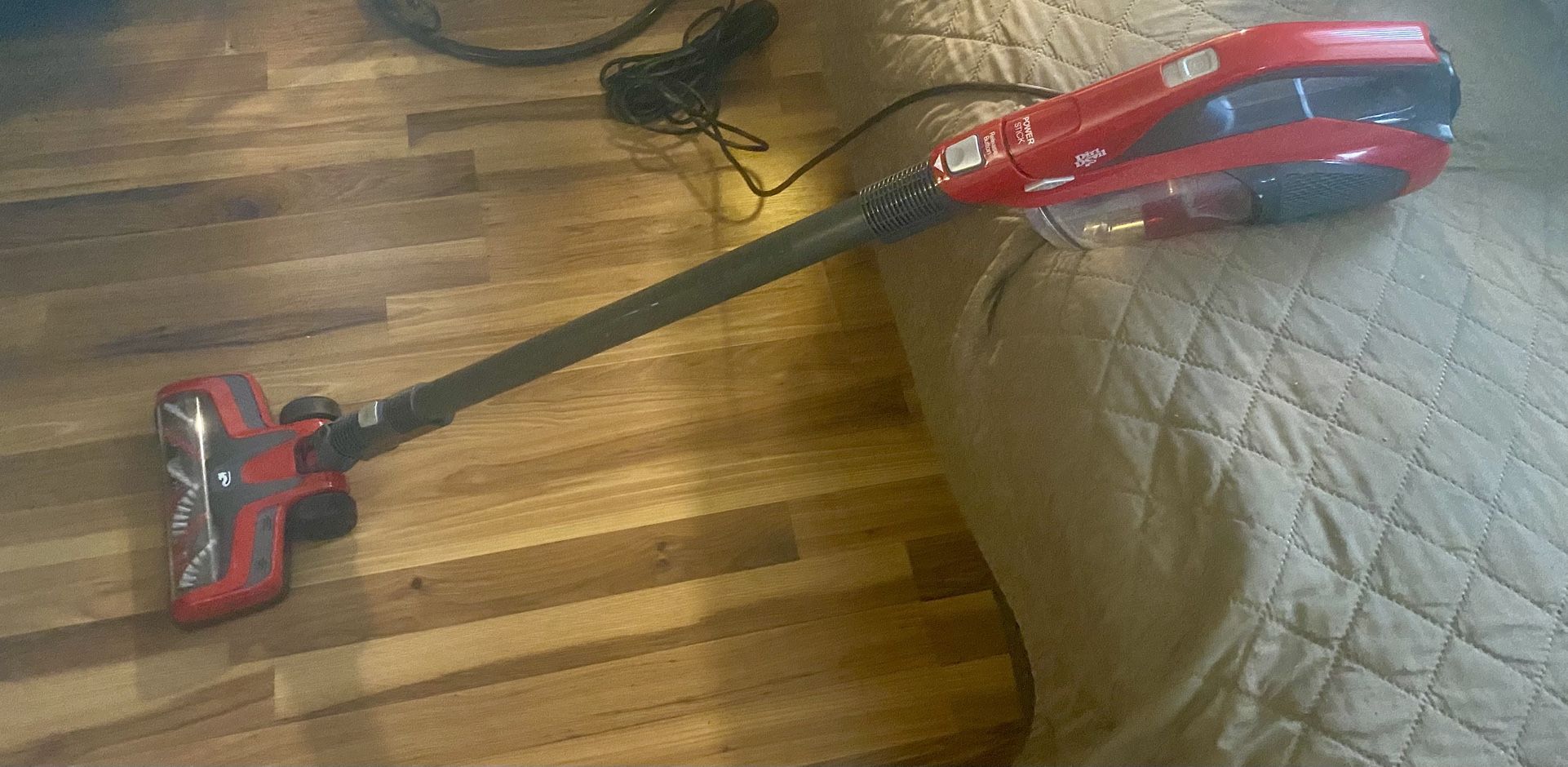 Dirt Devil Sd12530 Power Stick 4-in-1 Corded Stick Vacuum Cleaner.