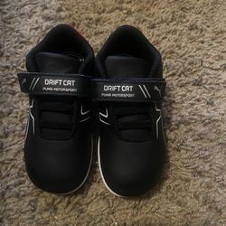 Size 7c Puma, Black 
