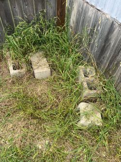 Free cinder blocks