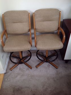 2 Chromcraft Swivel Caster Counter Height Arm Chairs. Color: Khaki
