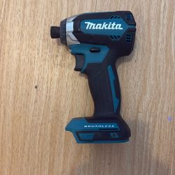 Makita 18V LXT Brushless Impact Driver (Tool Only) - Great Condition 