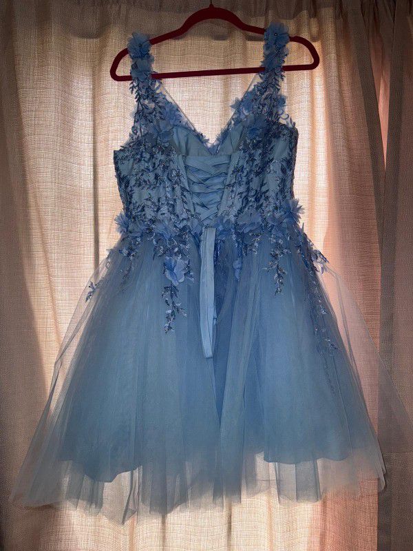 Dancing Queen Dress Size L color Light Blue