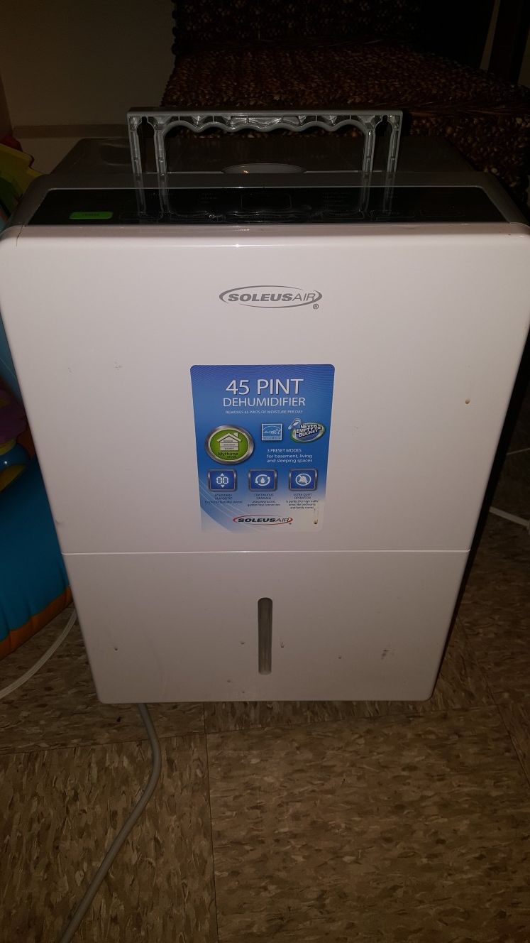 Soleus air 45 pint dehumidifier