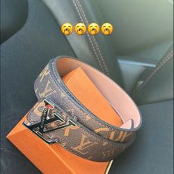 Louis Vuitton LV Initiales