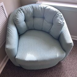 Small Round Swivel Stuffed Chair 