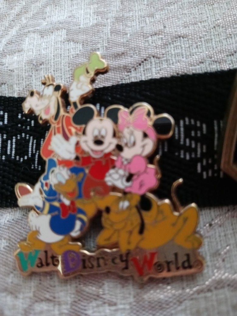 Walt Disney World Trading Pin Mickey Minnie Goofy Pluto Donald Duck