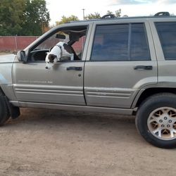 97' Jeep Grand Cherokee 4x4,