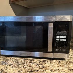 Black + Decker Microwave