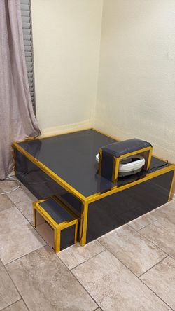 Pedicure stand
