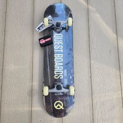 QUEST SKATEBOARD SIZE 8.0 