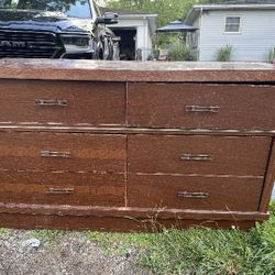 Free Dresser