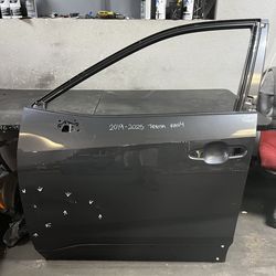 2019-2020-2021-2022-2023-2024-2025 TOYOTA RAV4 LEFT FRONT DOOR OEM USED #9475