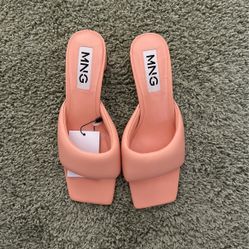 Kitten Heels (Mango)