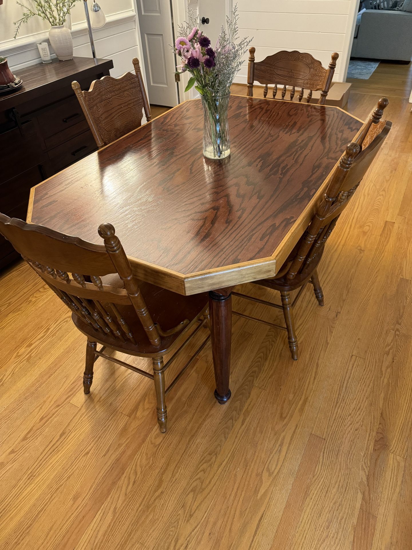 WOOD Kitchen Table and 4 Chairs