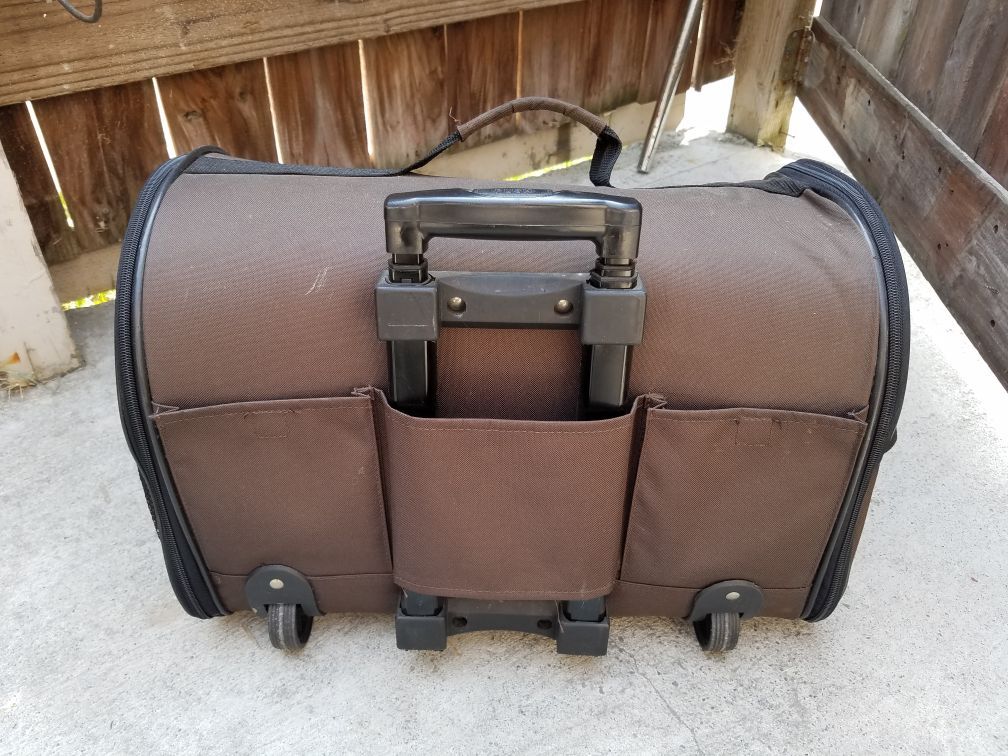 Boots & Barkley Wheeled Pet Carrier With Telescopic Handle 19 X 13 X 11