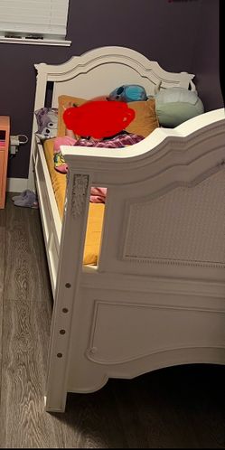 Twin bed - solid wood