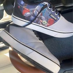 Heelys  brand new boys heelys size 6 youth