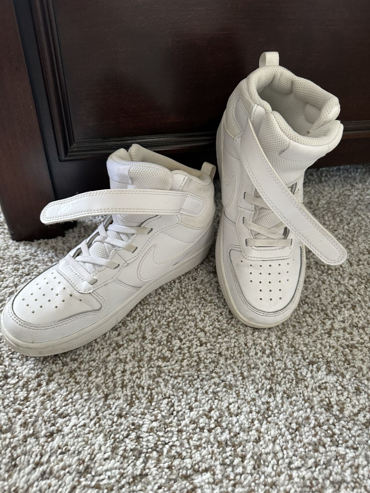 Nike Men's Nike Ebernon High White Nike Ebernon Mid Top