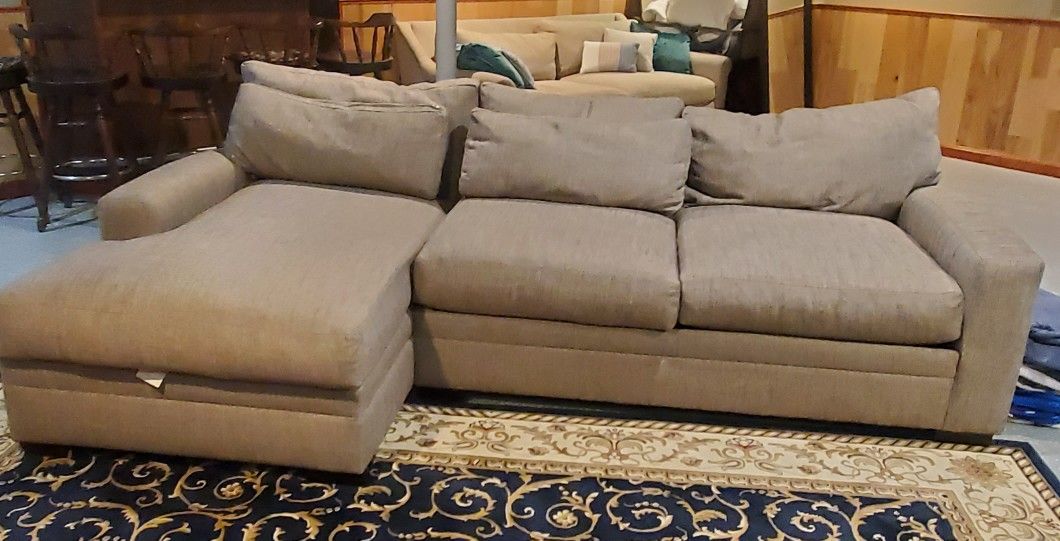 Sectional Couch-- Pickup Only
