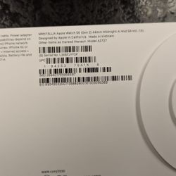 Apple Watch SE 2nd Generation 44mm Cellular + GPS New Sealed