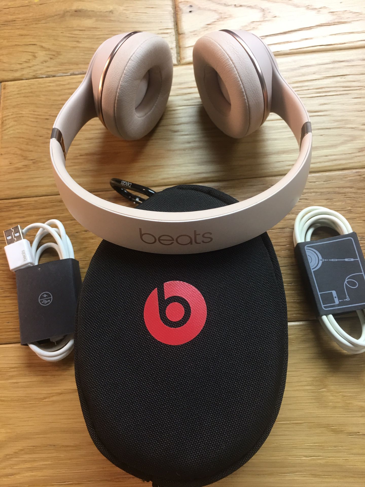 Beats By Dr. Dre Solo3 Bluetooth Wireless Premium Headband Headphones In Matte Rose-Gold