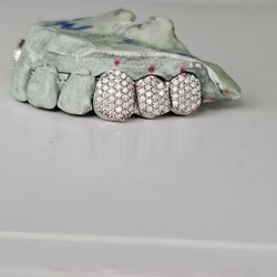 Silver Moissanite Grillz 