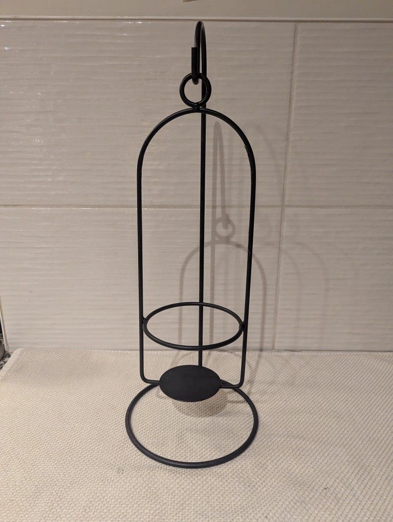 Black Metal Candle Holder