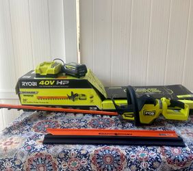 Ryobi 40 V Brushless Whisper Series 26 " Cordless Battery Hedge Trimmer With (1) 4.0 Ah Battery and Charger
