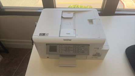 excellent condition. Print, scan, copy, and fax capabilities.