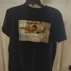 Very Good Condition Collectible Scarface Medium Size T-shirt
