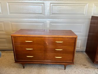 Set of Dressers