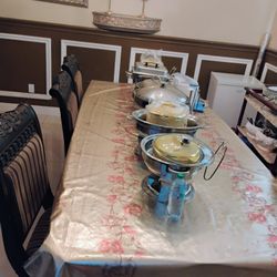 Beautiful Like New 8 seats DINING TABLE 1500