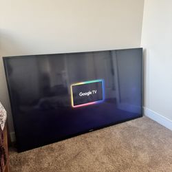 50 inch SAMSUNG TV WITH Google Chrome Cast & wall MOUNT  