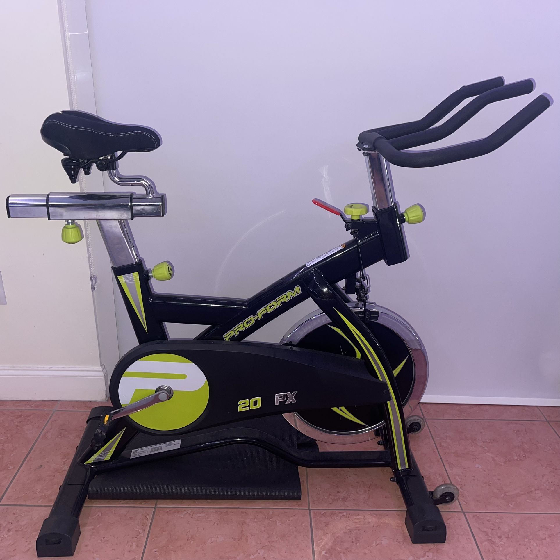Pro form 320spx Indoor Cycle Bike