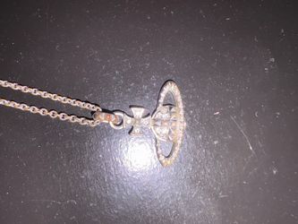 Vivian Westwood chain