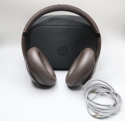 Beats A2924 Studio Pro Wireless Headphones