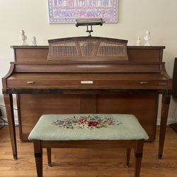 Baldwin Acrosonic  Piano 1967