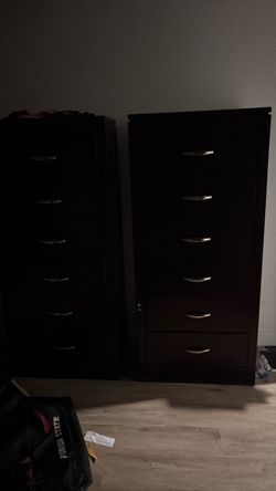 Dresser drawer