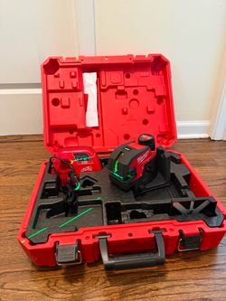 M12 12-Volt Lithium-Ion Cordless Green Cross Line and 4-Points Laser Level Kit