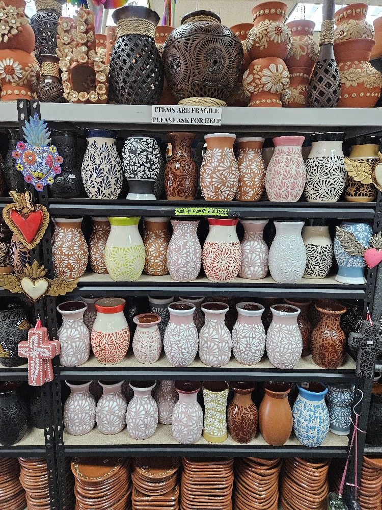 Talavera Flowers Vase 💐 Instagram @casaxartesanal 